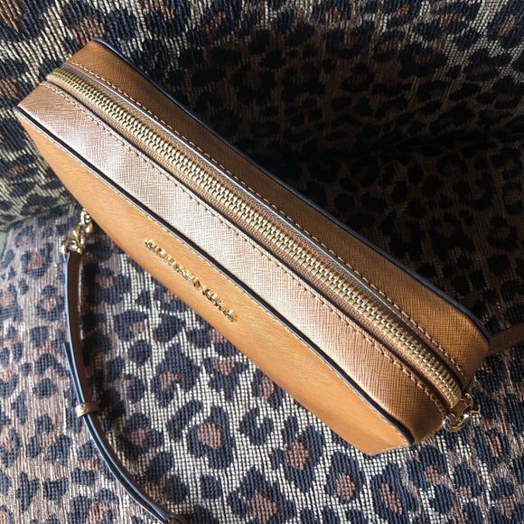 ❤️ MICHAEL KORS JET CROSSBODY - Picture 4 of 8